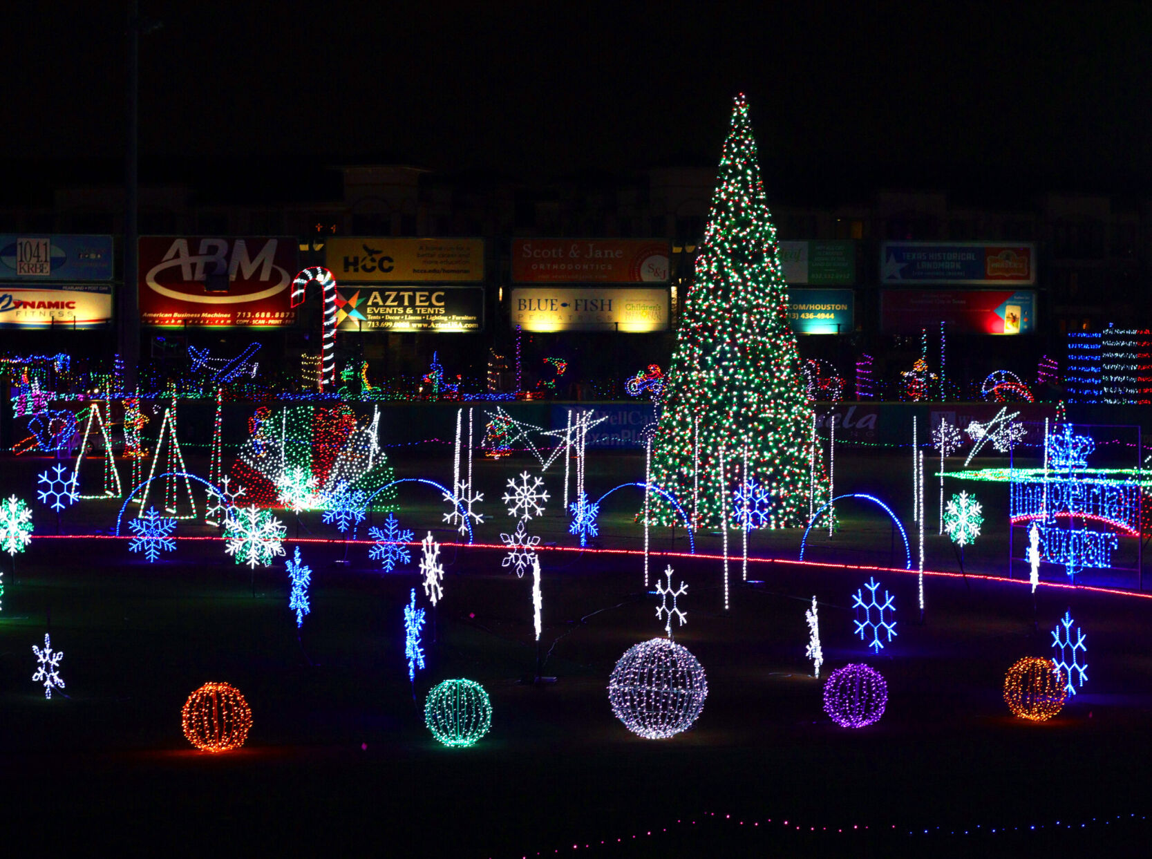 4-lights-imperiel-sugar-field-img-6533-5908-1602540951